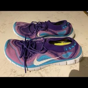 Nike Free Run Sneakers. Will trade for Size 9